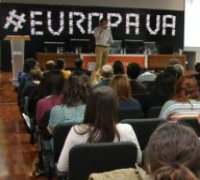 Planificació, formació i idiomes, les claus per a cercar treball a Europa