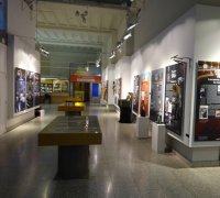 La UA y el Ayuntamiento de Alicante presentan la exposición "Una història de titelles"