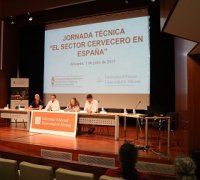 La Universitat d'Alacant organitza la primera jornada tècnica sobre el sector de la cervesa a Espanya