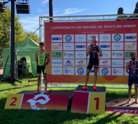 El equipo masculino de la UA, campeón de España de Triatlón Sprint
